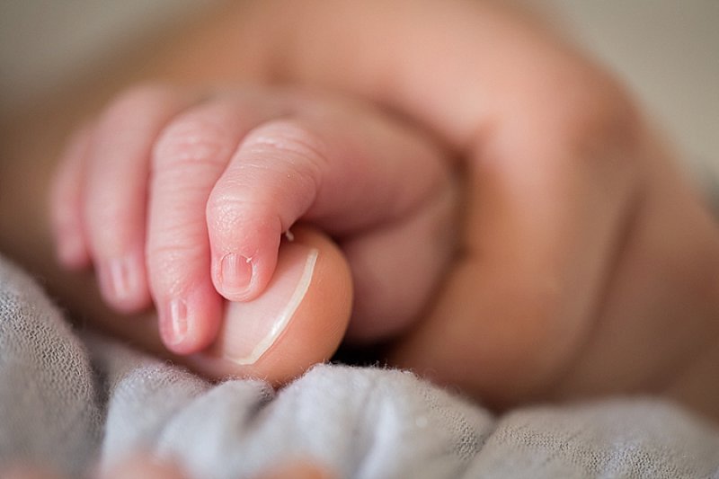 Newborn photos in Clifton Park, New York