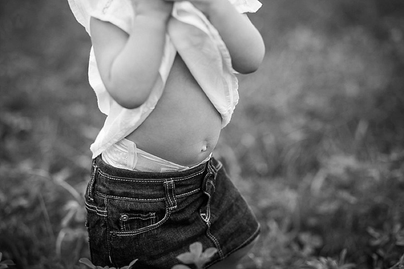 Family photos on a farm in Clifton Park, New York