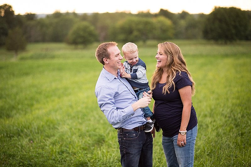 Family photos on a farm in Clifton Park, New York