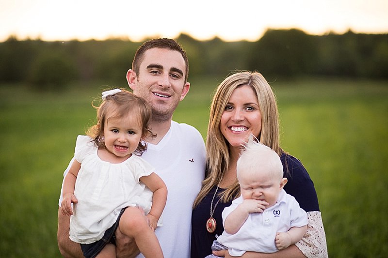 Family photos on a farm in Clifton Park, New York