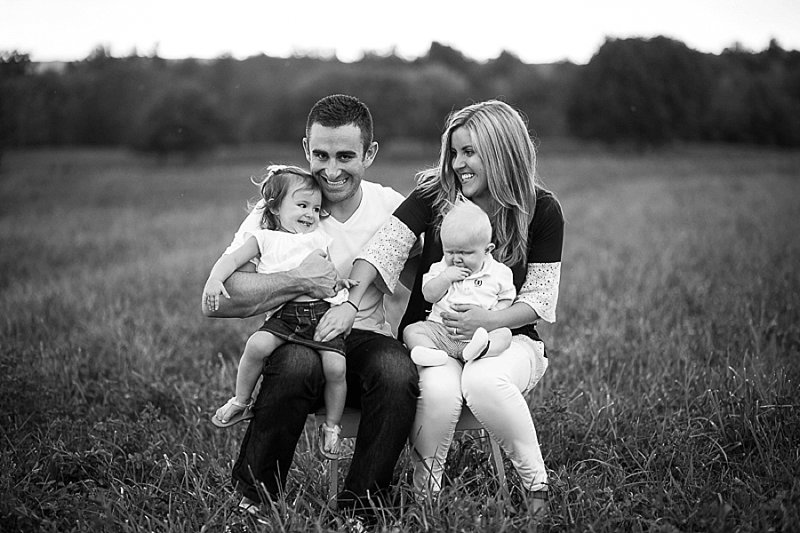 Family photos on a farm in Clifton Park, New York