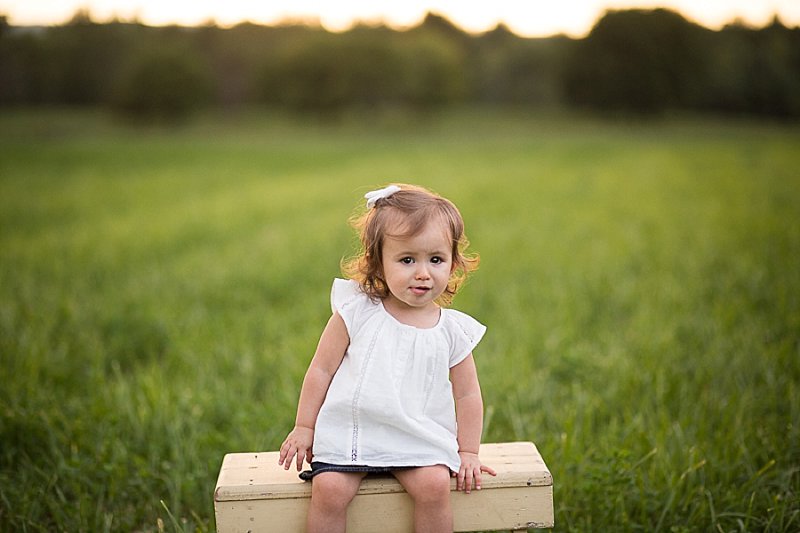 Family photos on a farm in Clifton Park, New York