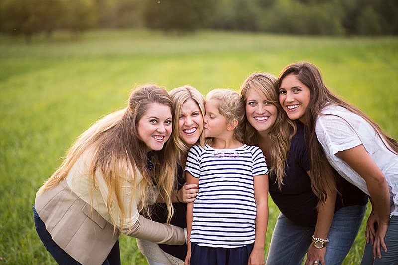 Family photos on a farm in Clifton Park, New York