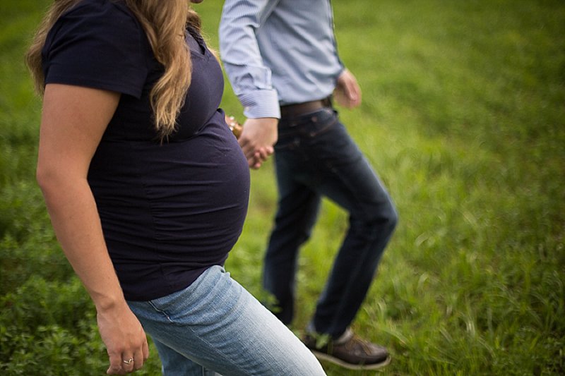 Family photos on a farm in Clifton Park, New York