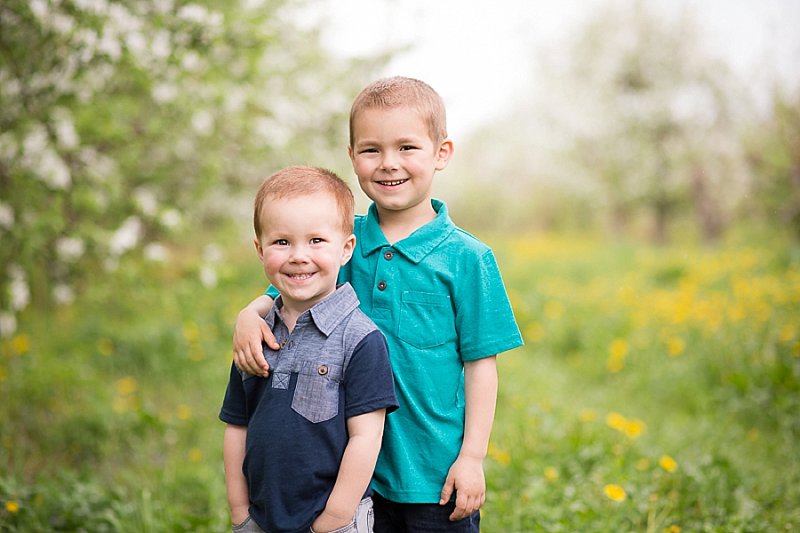 Rexford, New York family photography in Lindsey's Apple Orchard