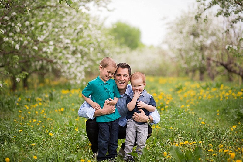 Rexford, New York family photography in Lindsey's Apple Orchard