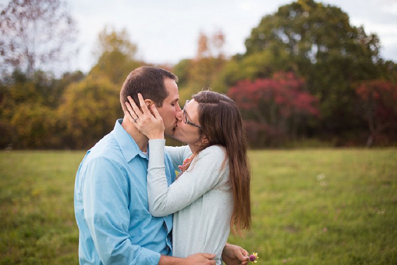 Outdoor family and children's photos at Garnsey Park in Clifton Park, NY