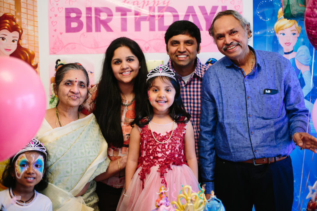 family picture mom dad daughter grandma and grandpa