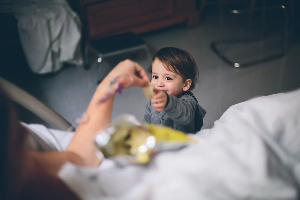 while mom breastfeeds she had toddler some potato chips