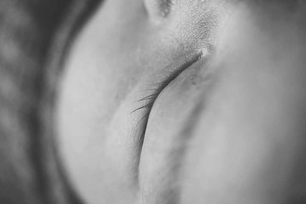 newborn baby eyelashes